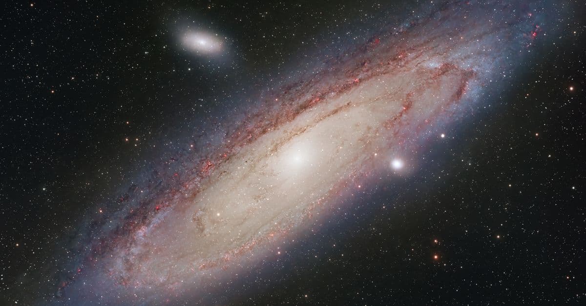 High-resolution image of the Andromeda Galaxy (M31) captured in La Fresneda, Aragón, España.